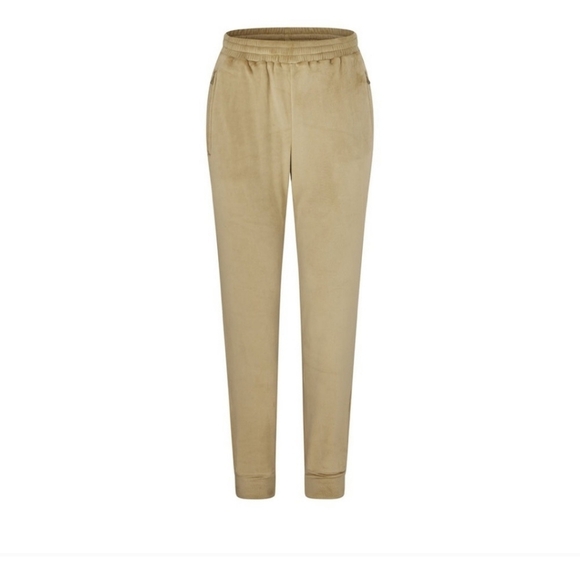 D3. NWT SKIMS HIGH WAISTED VELOUR JOGGERS IN GOLD SIZE MEDIUM - Picture 1 of 7